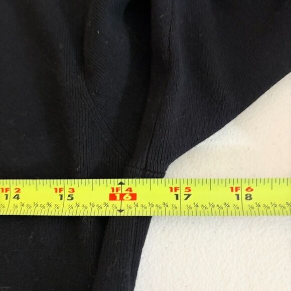 MM Lafleur Sweater Women's Medium Black Knit Round Neck Pullover Solid - Picture 8 of 8